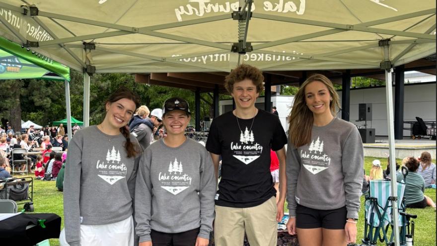 four summer students as tourism ambassadors in the parks